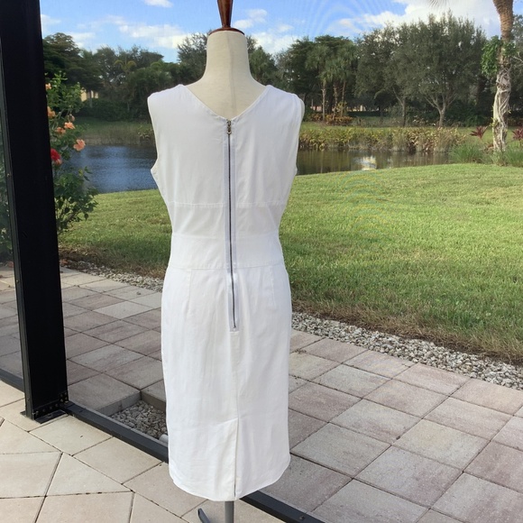 Dolce and Gabbana Off White Sleeveless Sheath Dress EUC Size IT 46 /US 10 - Picture 3 of 14
